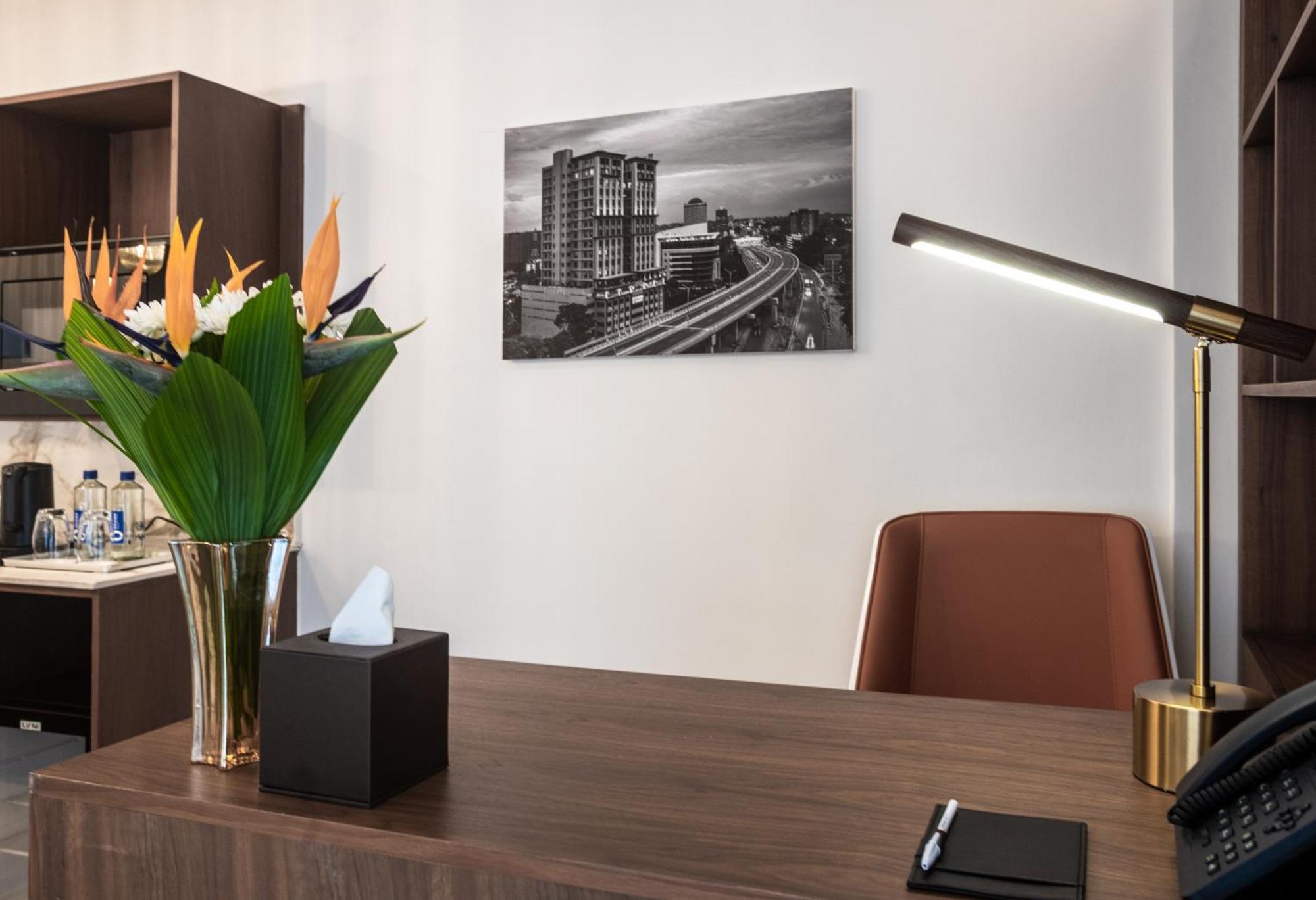 Okash City Boutique Hotel نيروبي المظهر الخارجي الصورة
